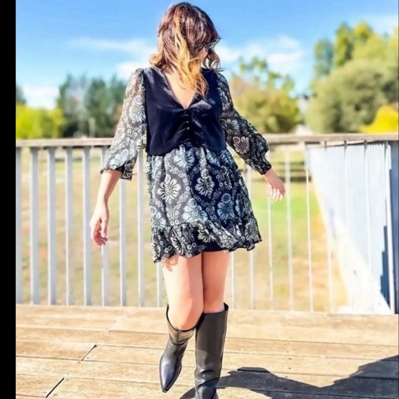 Zara printed mini dress with velvet vest - Picture 6 of 13